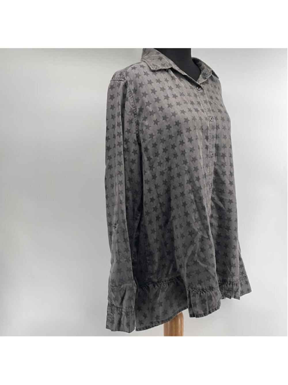Standard Grace star print button down shirt starry ruffle detail astrology sz lg